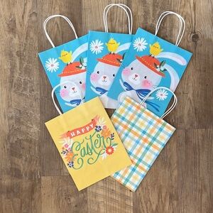 Set of 5 Easter Inspirations Hallmark Gift Bags